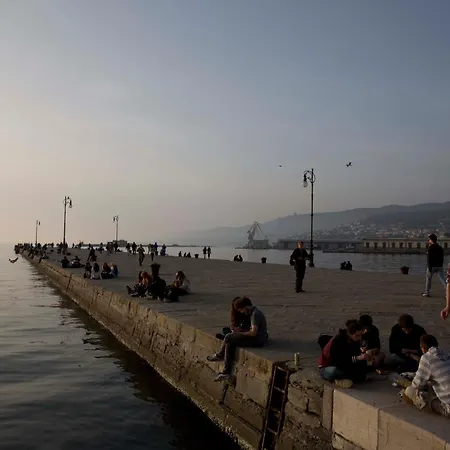 Aparthotel Urbanauts Ginnastica 4*