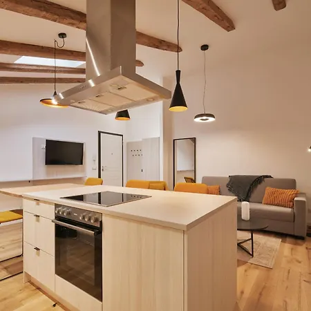 Urbanauts Ginnastica Apartahotel 4*